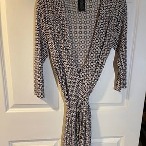 Pattern wrap dress size small